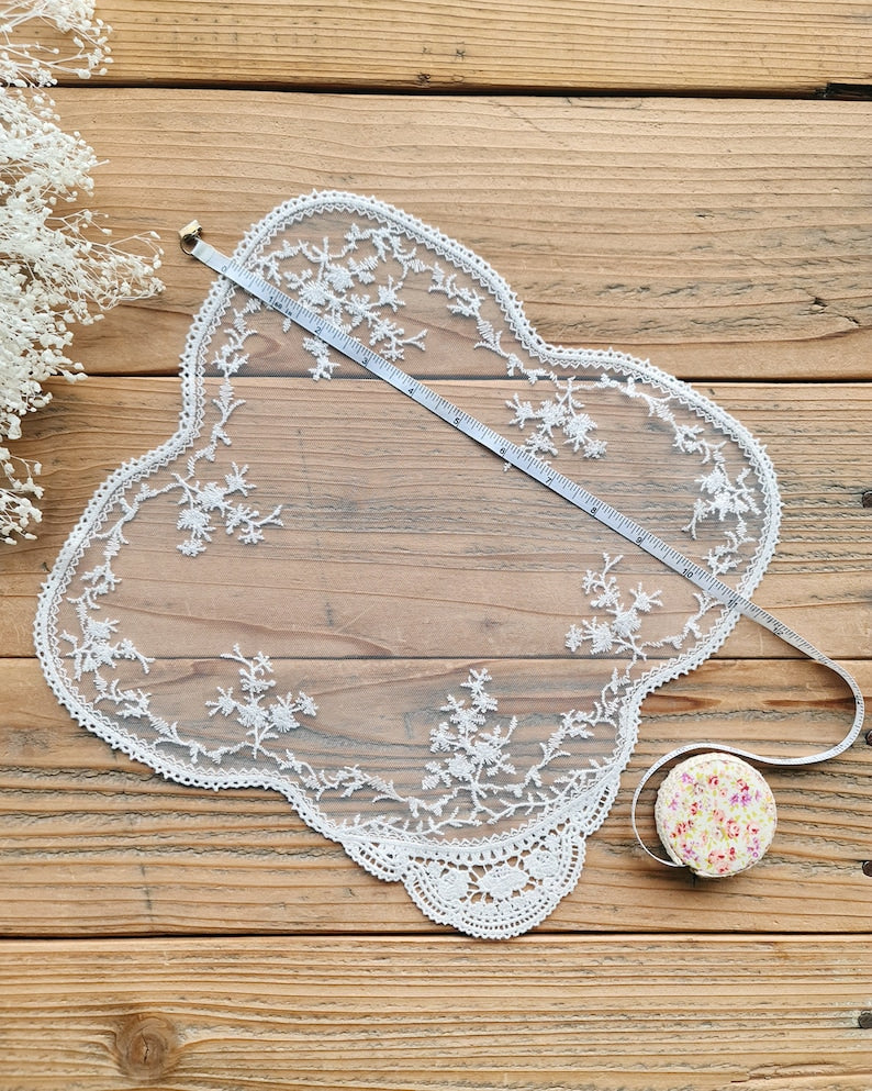 Sets de table en dentelle carrés vintage 4 couleurs 29 cm