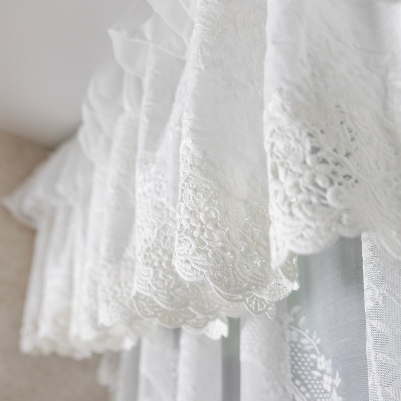 Rideau café en dentelle brodée cantonnière élégante coton porte