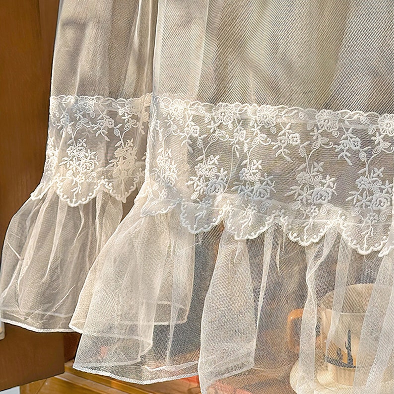 Rideau café en dentelle romantique cantonnière transparente brodée