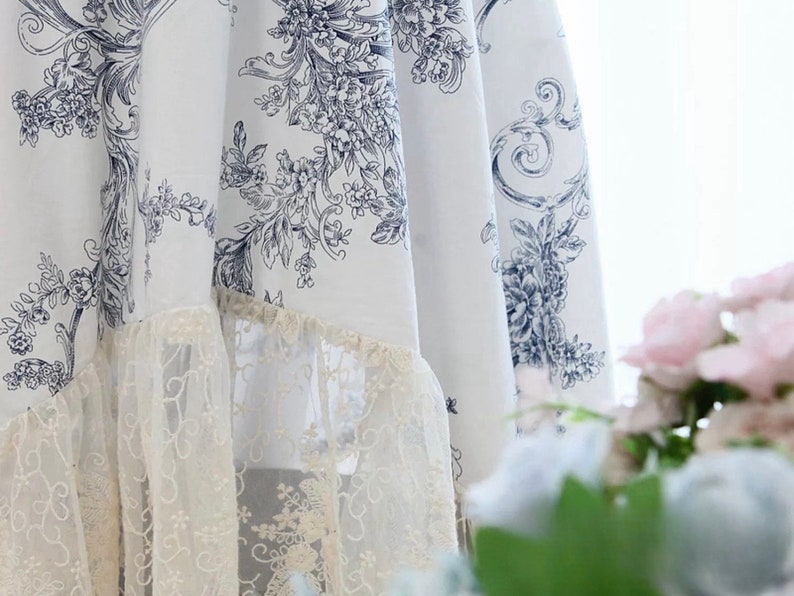 Nappe en dentelle florale à volants en coton campagnard