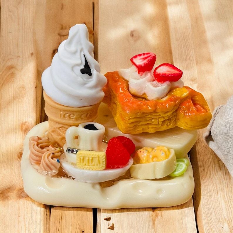 Café food refrigerator magnets, mini cake and pastry ornaments