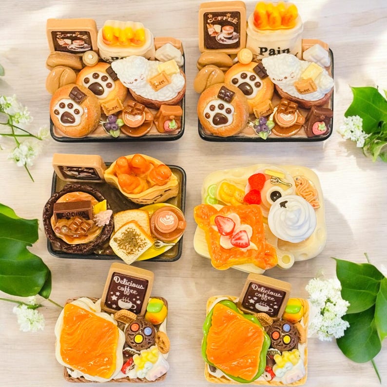 Café food refrigerator magnets, mini cake and pastry ornaments