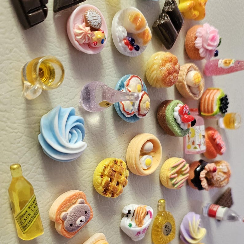 Food and Beverage Fridge Magnet, 15-Piece Set