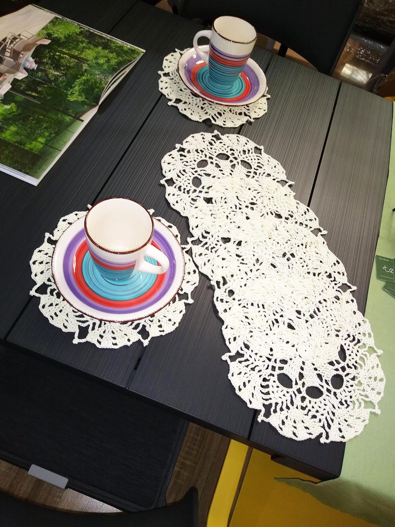 Napperons au crochet : dentelle de coton blanche faite main, décoration de table bohème, mariage rustique