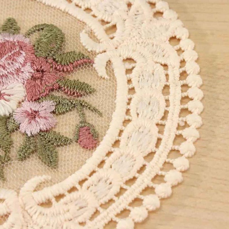 Sets de table en dentelle vintage brodé dessous de verre européen