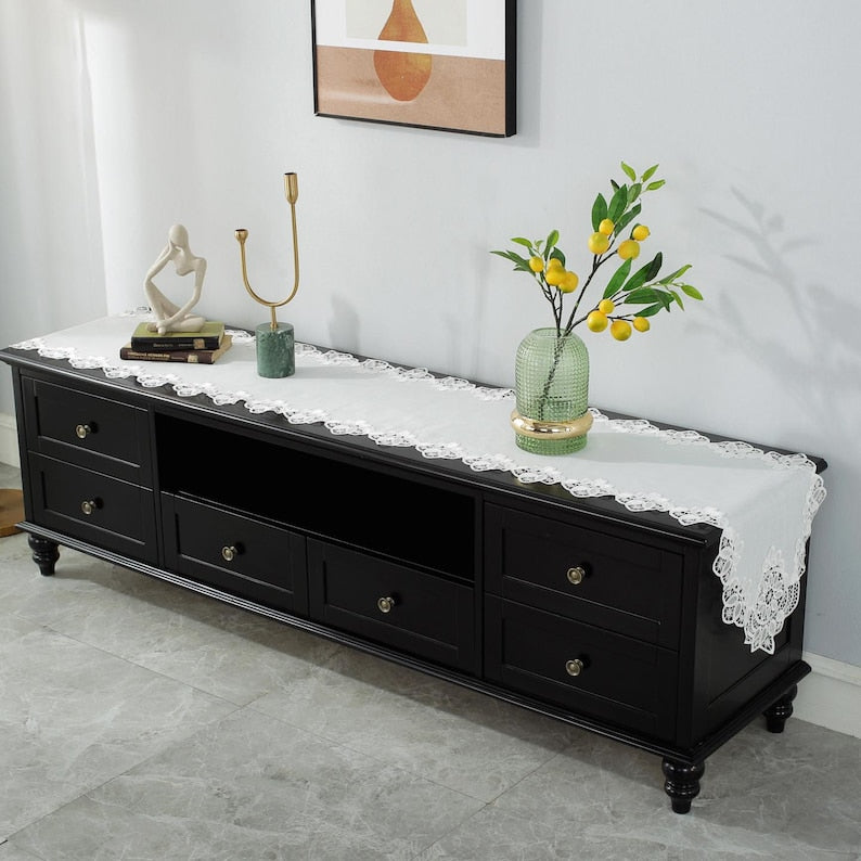 Chemin de table en dentelle brodée blanc classique pour décoration