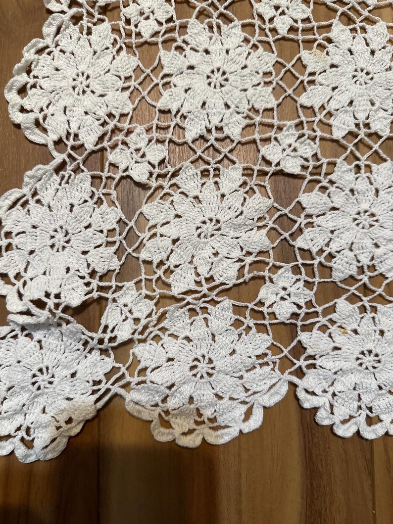 Nappe vintage en dentelle au crochet faite main, en coton à motifs floraux, style cottagecore et ferme