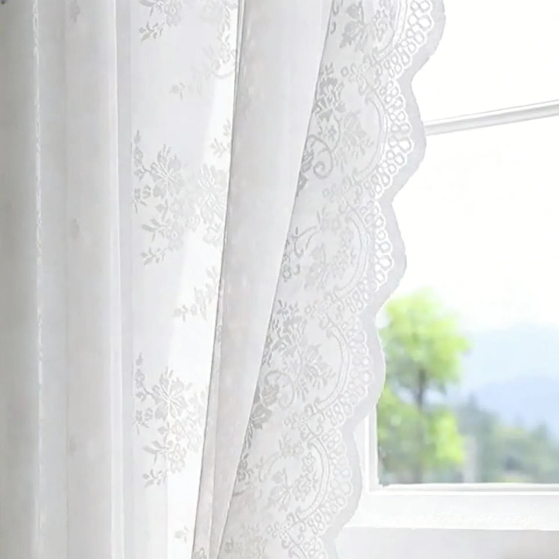 Rideaux en dentelle style français brodés blancs