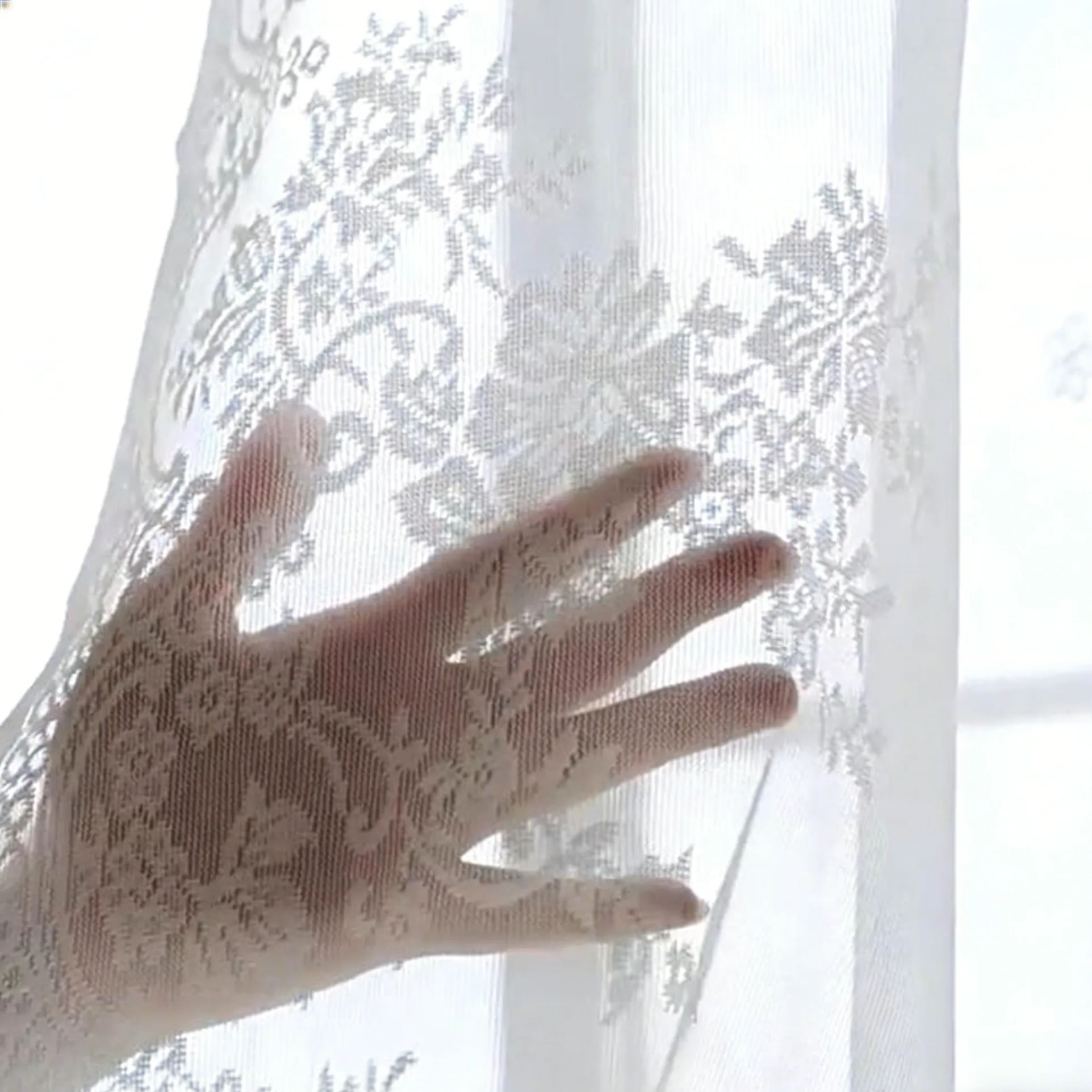 Rideaux en dentelle style français brodés blancs