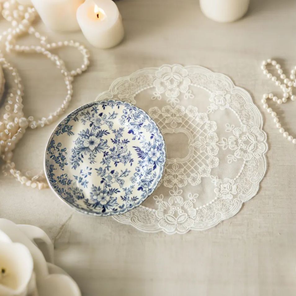 Sets de table en dentelle florale brodée style français lot de 4