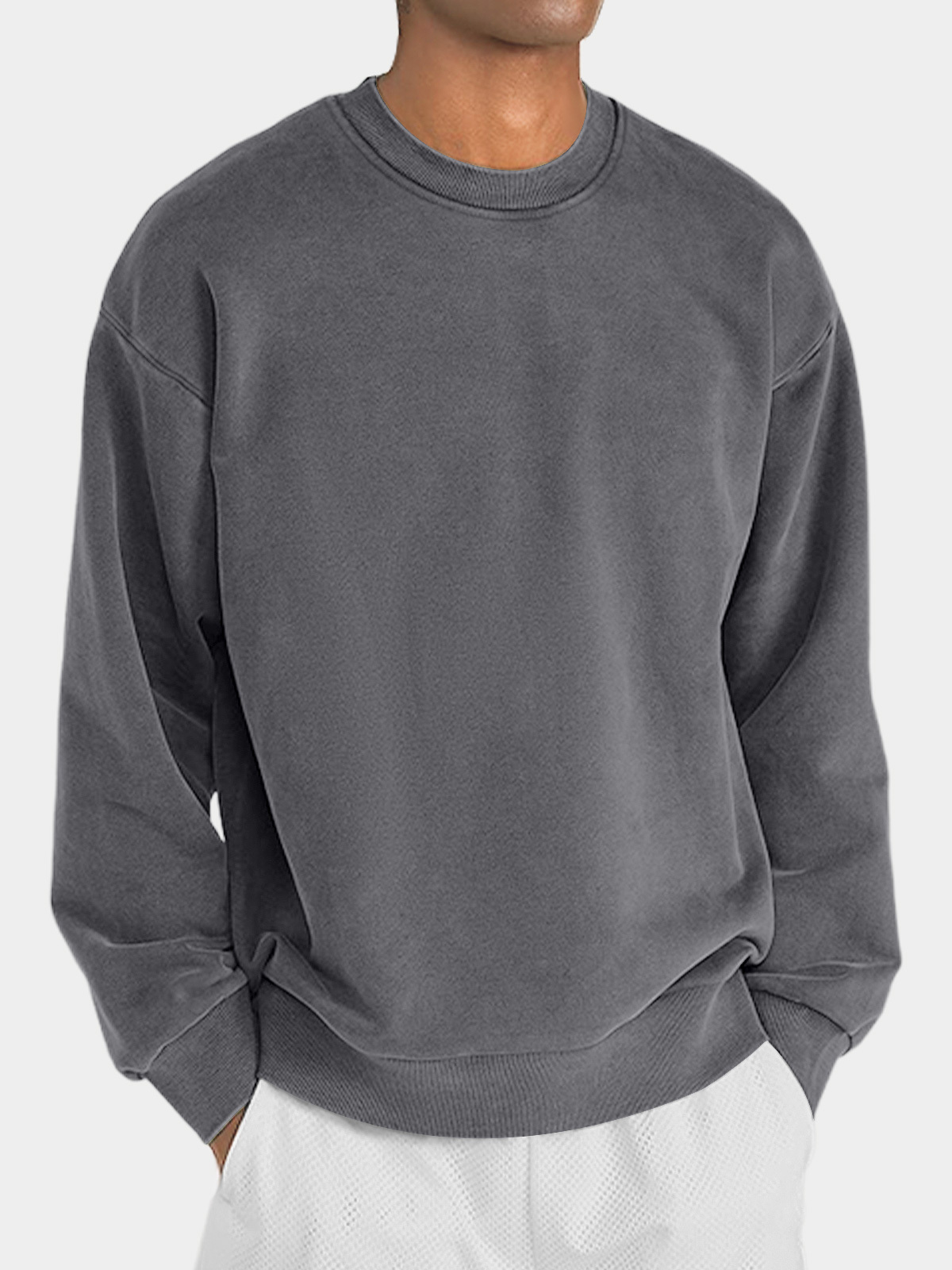 Men's round neck solid color casual and comfortable long-sleeved sweatshirt