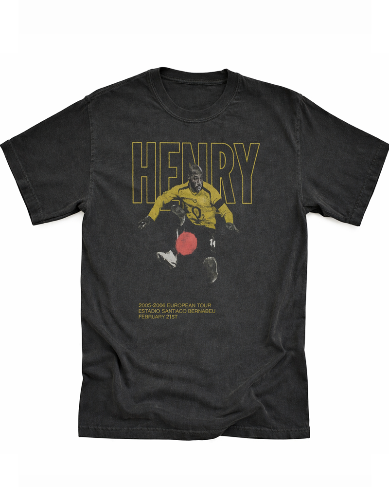 TheRetroTee 2000s Classic Football Away Night Graphic Vintage T-Shirt