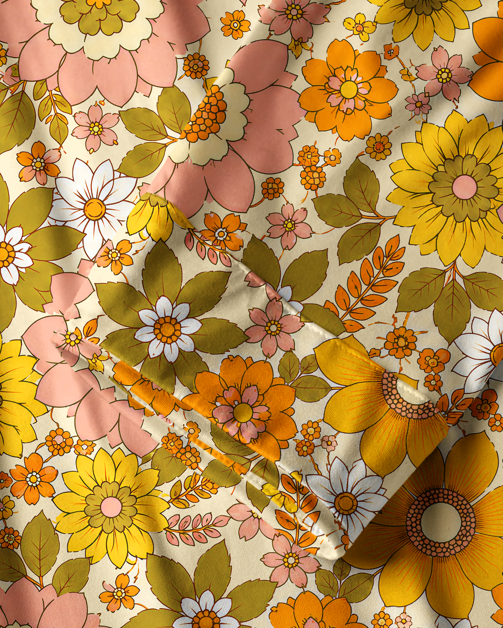 TheRetroTee 70s Retro Daisy Bloom Vintage Pajama Set