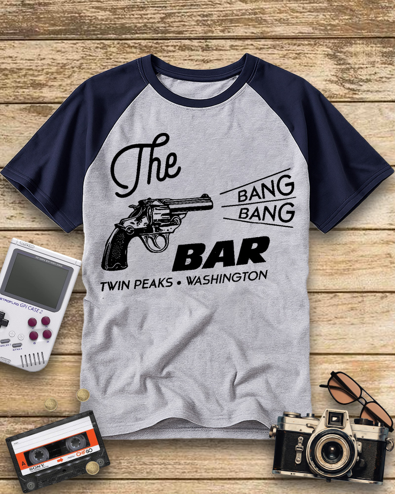 TheRetroTee Bang Bang Bar 1990s Raglan Baseball T-Shirt