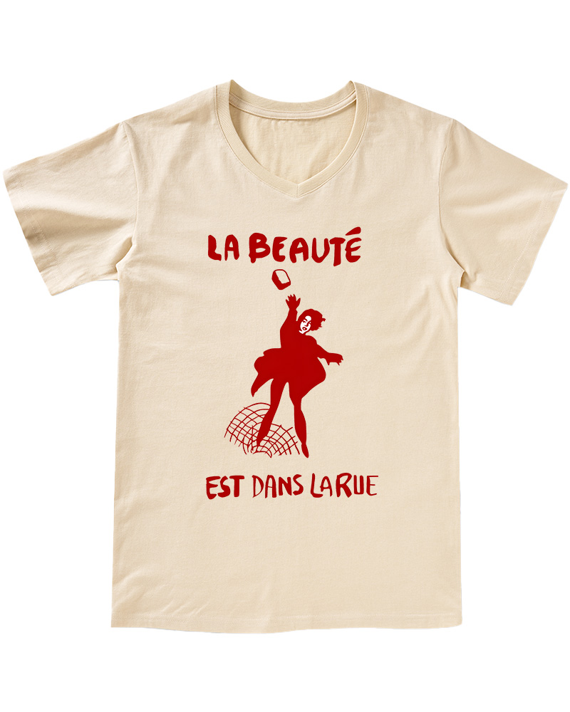 TheRetroTee La Beauté Est Dans La Rue 1960s V-neck T-Shirt