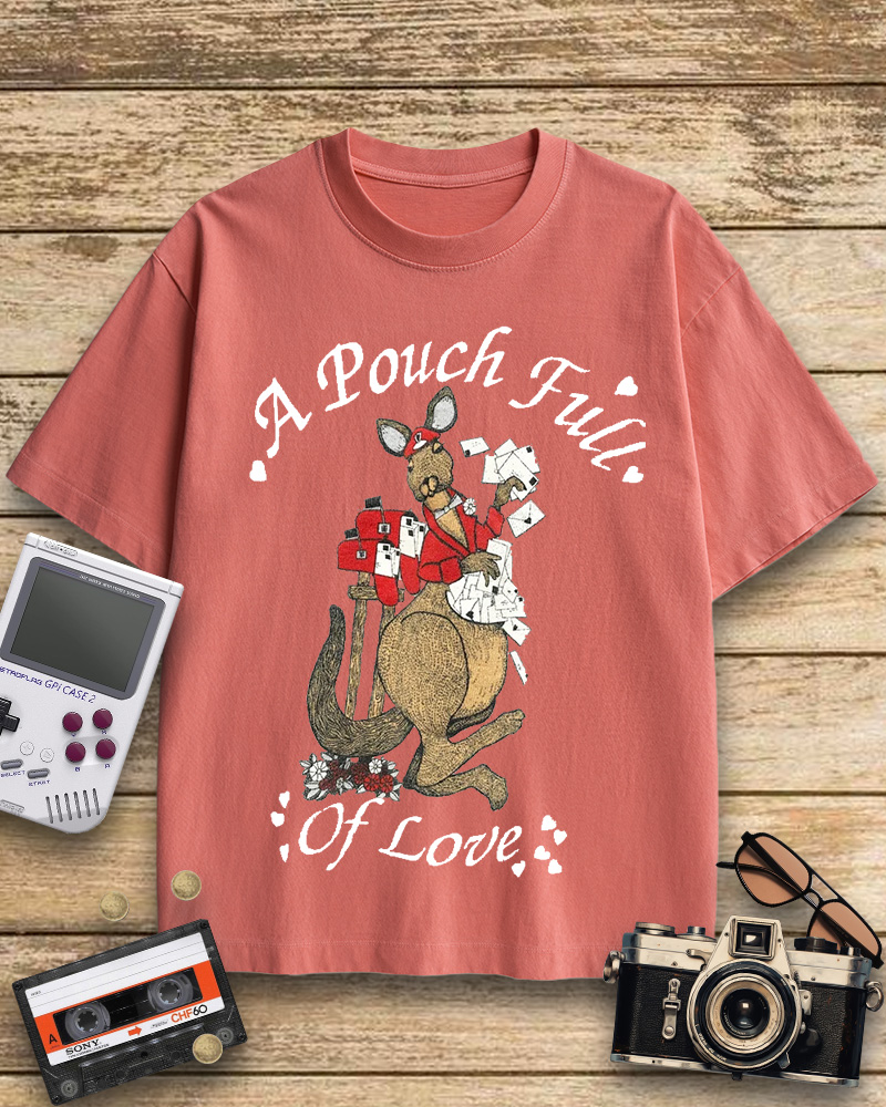 TheRetroTee 1980s Kangaroo Love Letters Cotton T-Shirt