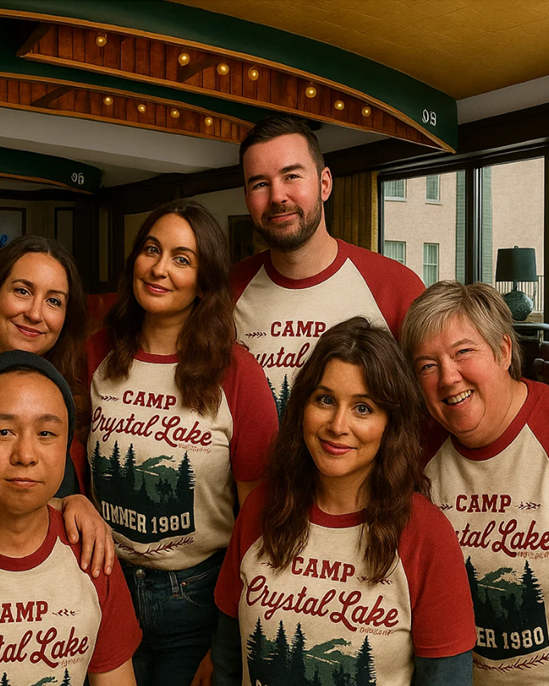 TheRetroTee Camp Crystal Lake Summer 1980 Vintage Halloween Raglan Baseball T-Shirt