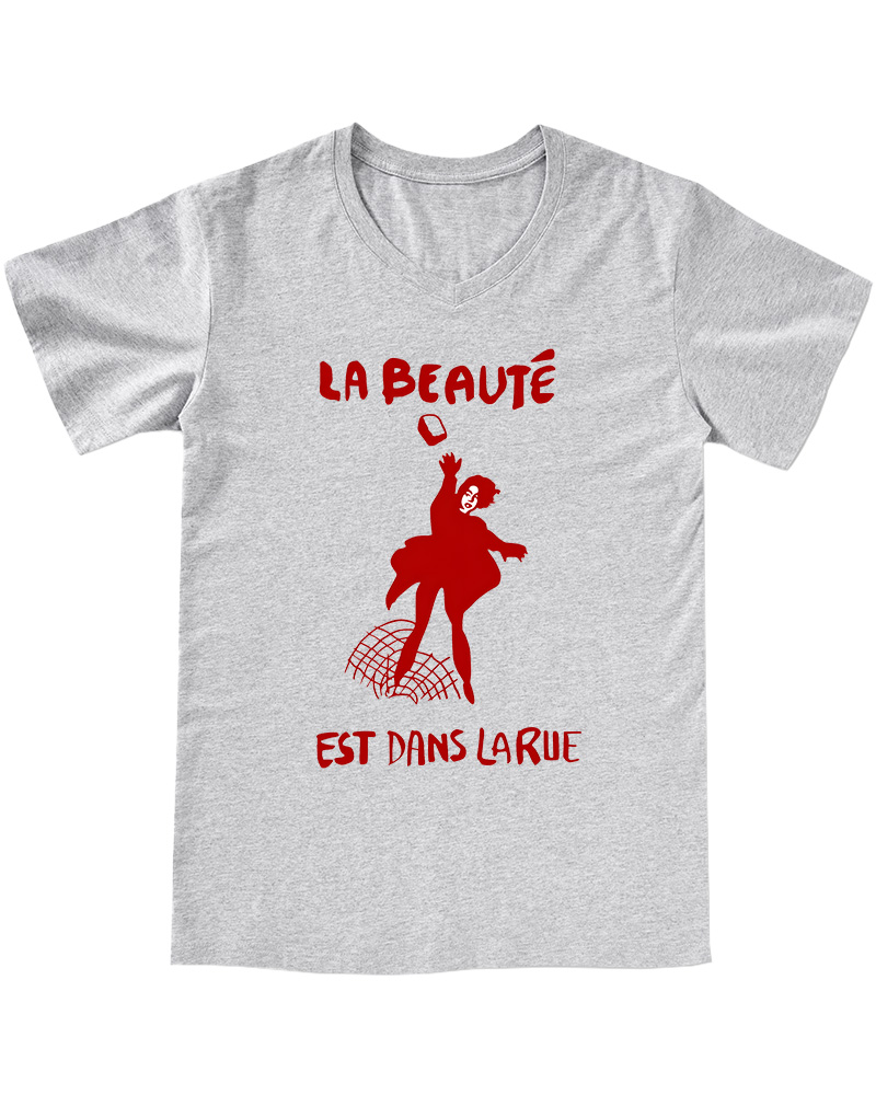 TheRetroTee La Beauté Est Dans La Rue 1960s V-neck T-Shirt