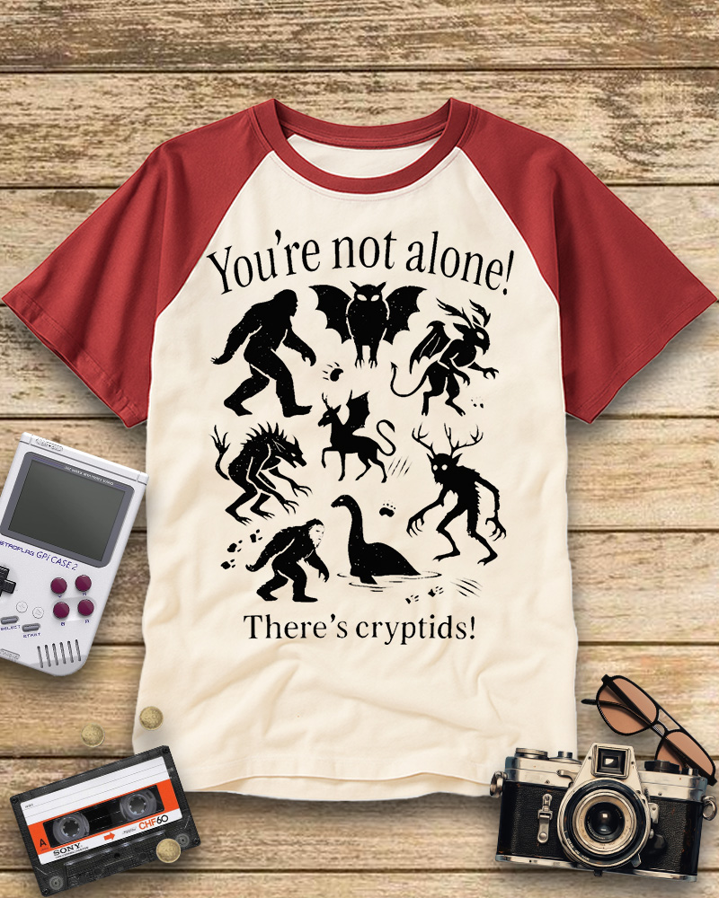 TheRetroTee Cryptid 2000s Raglan Baseball T-Shirt