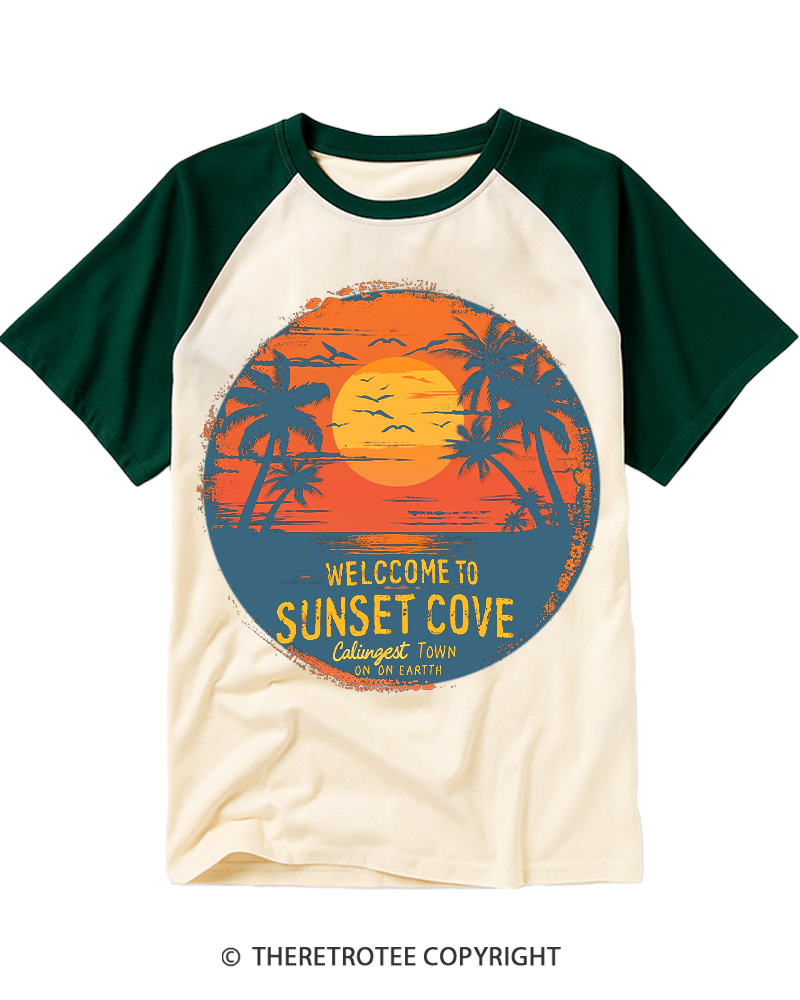 TheRetroTee Sunset Cove Escape 1980s Raglan Baseball T-Shirt