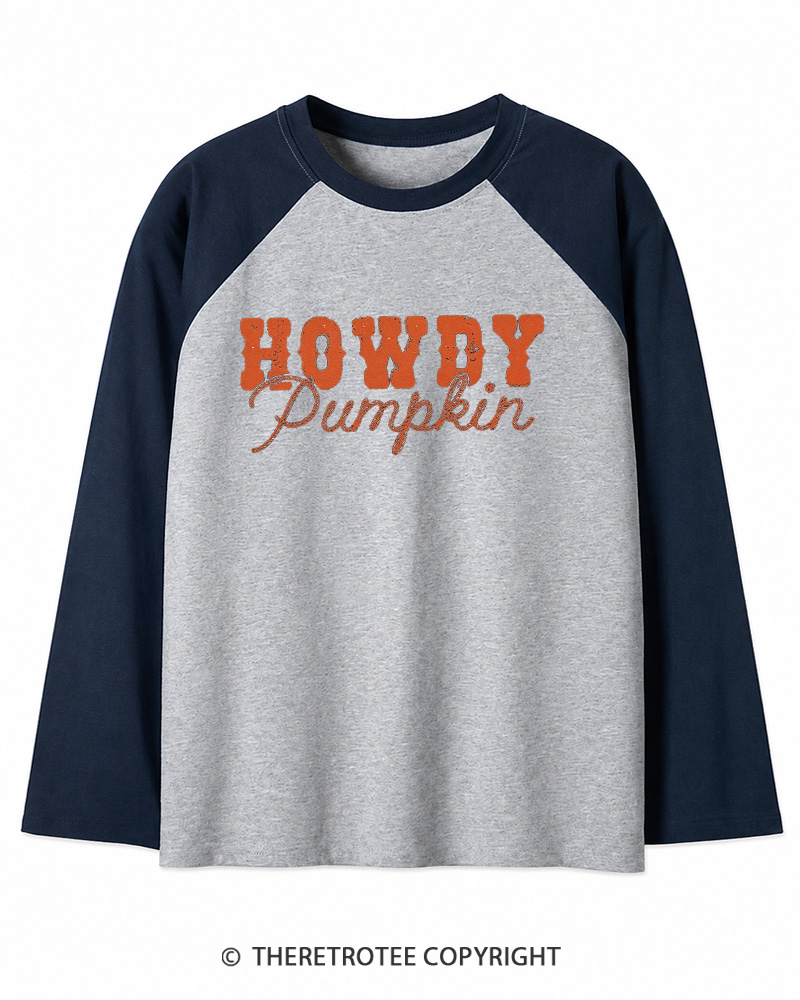 TheRetroTee Howdy Pumpkin 1970s Long Sleeve Raglan T-Shirt
