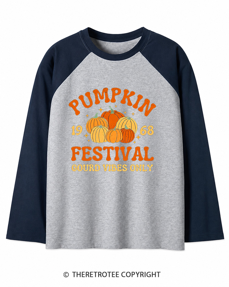 TheRetroTee Retro Pumpkin 1960s Long Sleeve Raglan T-Shirt