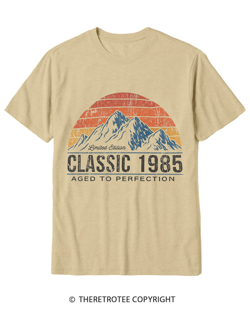 TheRetroTee 1985 Classic Mountain & Sunset Personalized Custom Year 1980s Cotton T-Shirt