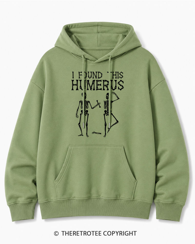 TheRetroTee I Found This Humerus 1980s Halloween Halloween Cotton Hoodie