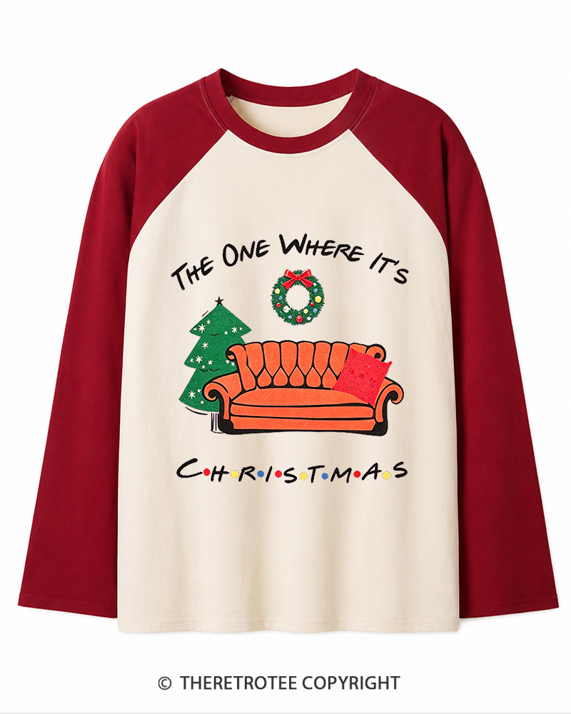 TheRetroTee The One Where It's Christmas 1990s Christmas Long Sleeve Raglan T-Shirt