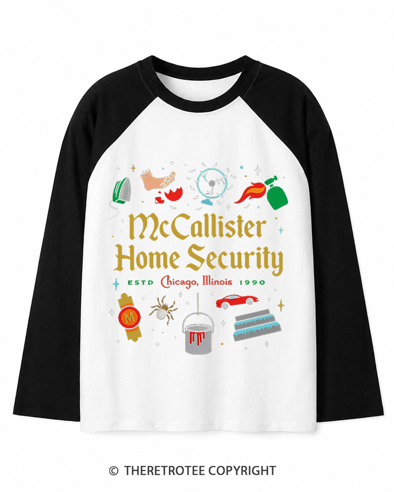TheRetroTee Home Security 1990s Christmas Long Sleeve Raglan T-Shirt