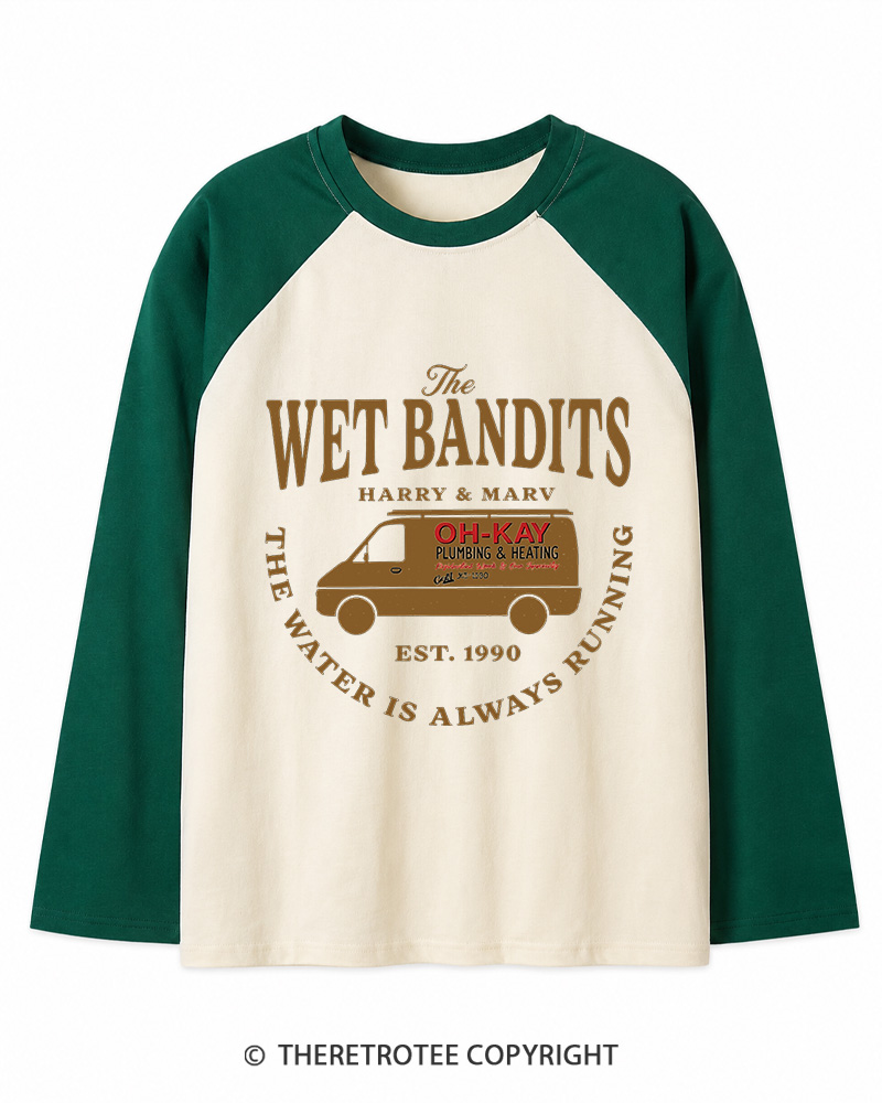 TheRetroTee The Wet Bandits 1990s Christmas Long Sleeve Raglan T-Shirt