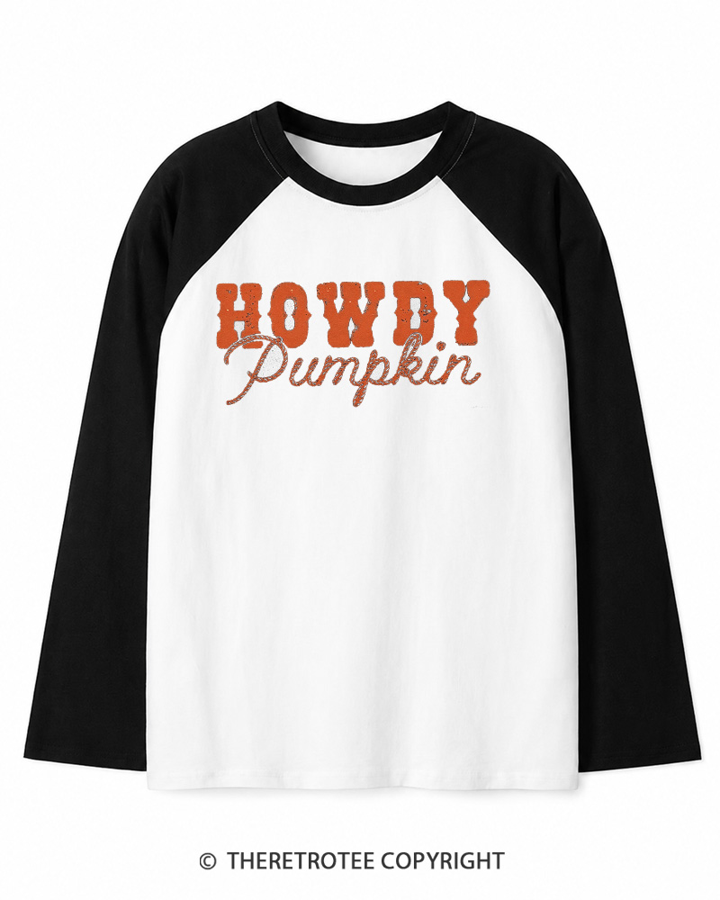TheRetroTee Howdy Pumpkin 1970s Long Sleeve Raglan T-Shirt