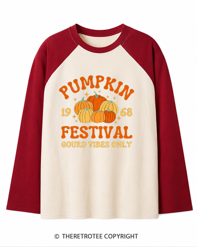 TheRetroTee Retro Pumpkin 1960s Long Sleeve Raglan T-Shirt