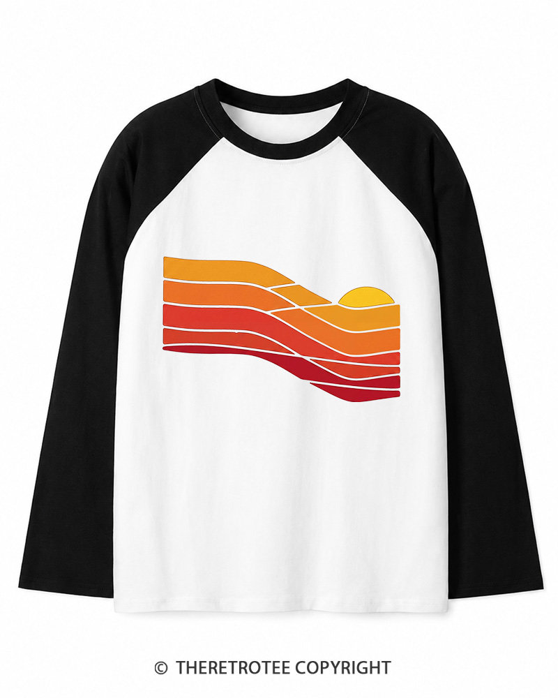 TheRetroTee Sunset Retro 1980s Long Sleeve Raglan T-Shirt