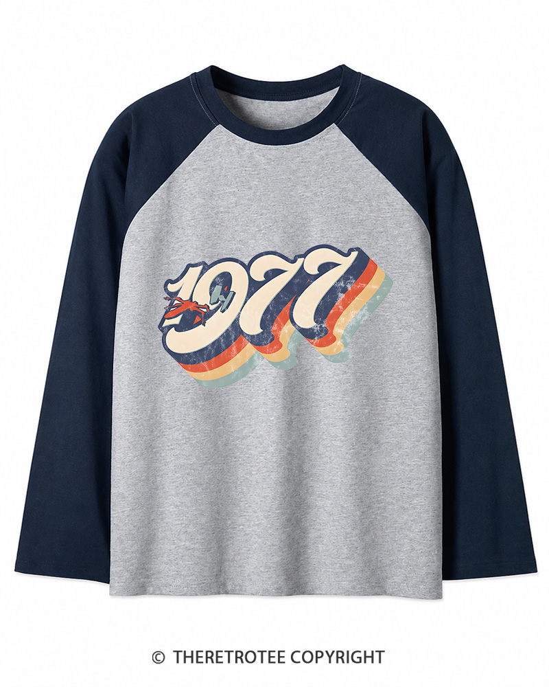 TheRetroTee 1977 Retro Dog Fight Long Sleeve Raglan T-Shirt