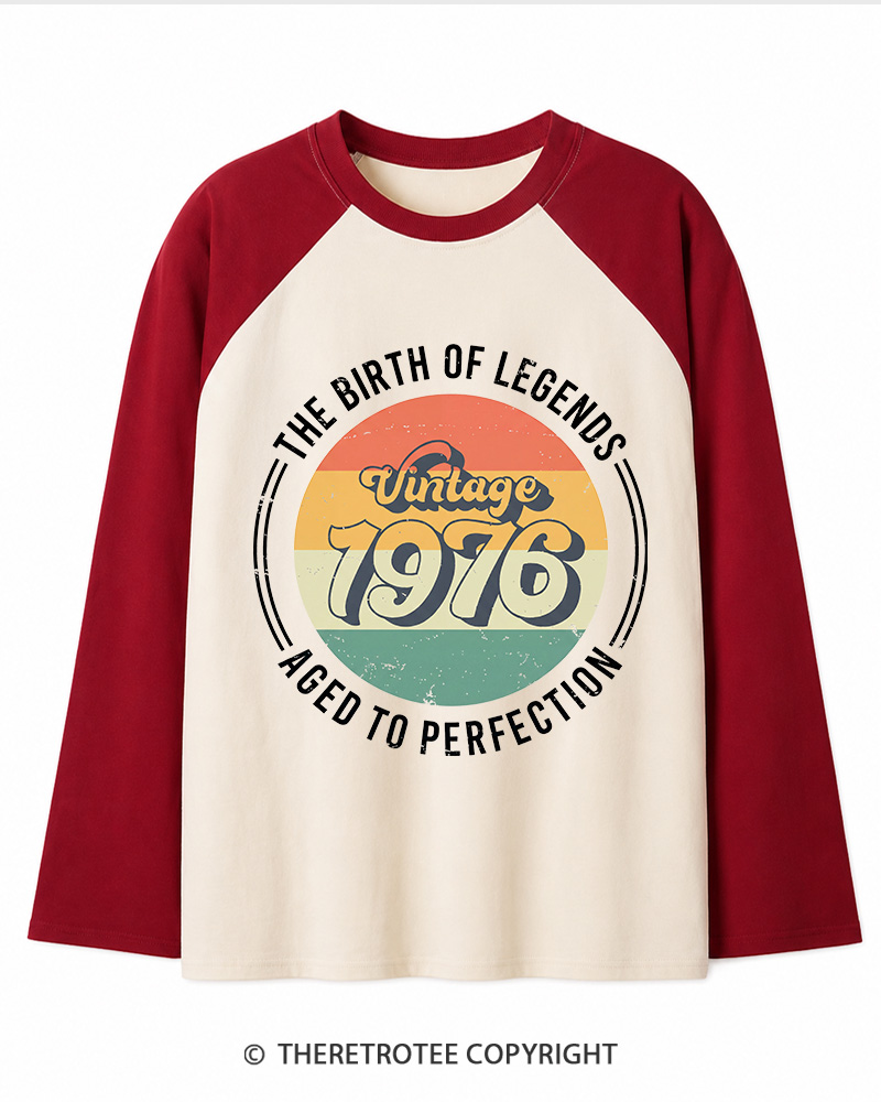 TheRetroTee Vintage 1976 Long Sleeve Raglan T-Shirt