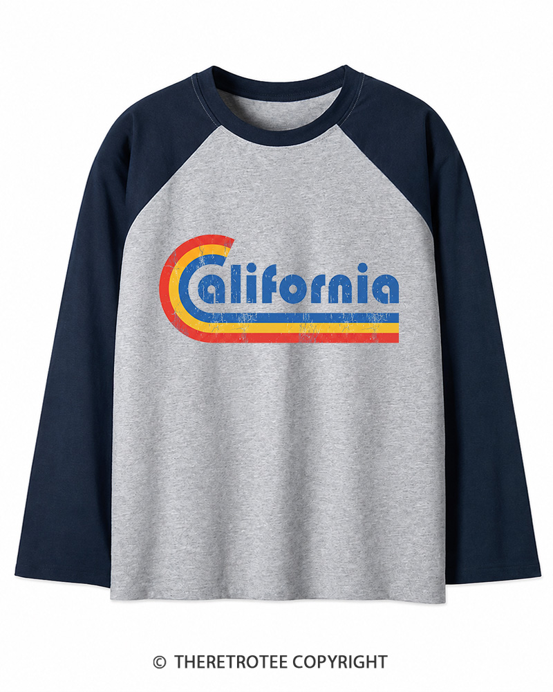 TheRetroTee Happy California Holiday Vintage Graphic Long Sleeve Raglan T-Shirt