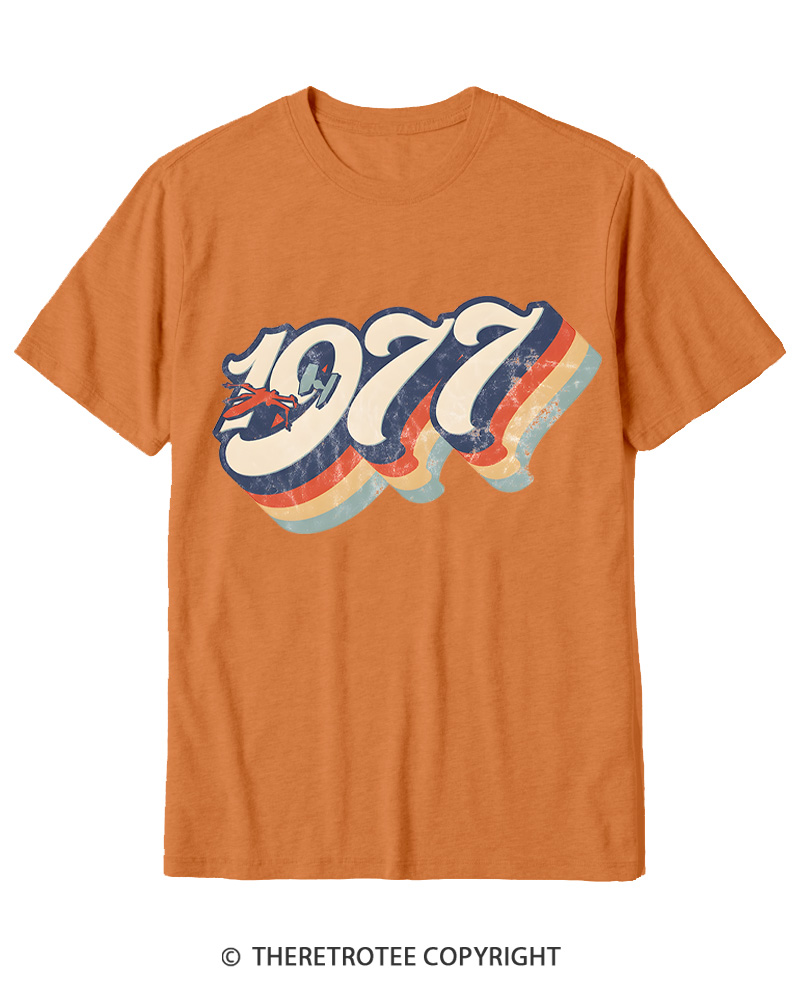 TheRetroTee 1977 Retro Dog Fight Cotton T-Shirt