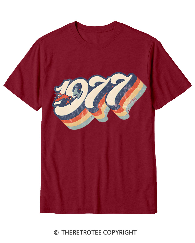 TheRetroTee 1977 Retro Dog Fight Cotton T-Shirt