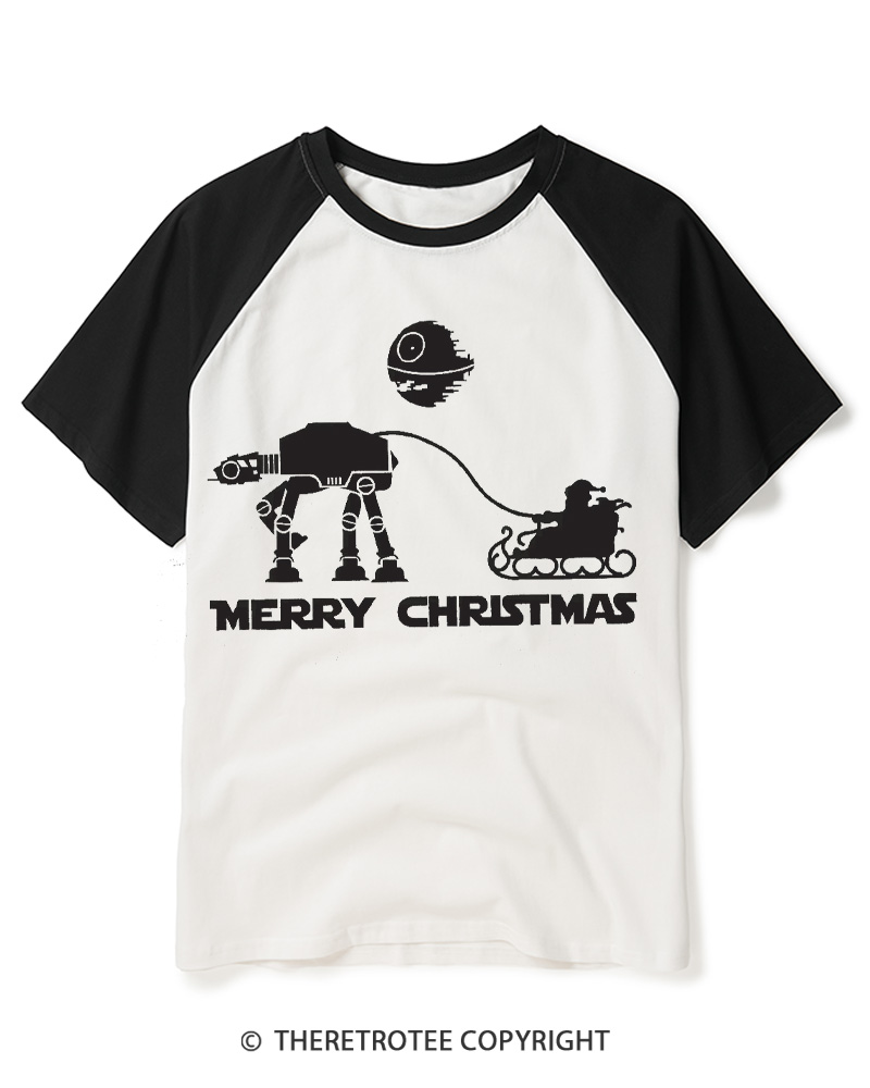 TheRetroTee Merry Christmas 1980s Raglan Baseball T-Shirt