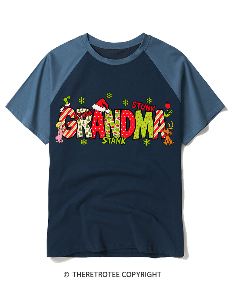 TheRetroTee Christmas Mom 1960s Raglan Baseball T-Shirt