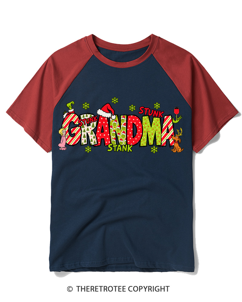 TheRetroTee Christmas Mom 1960s Raglan Baseball T-Shirt
