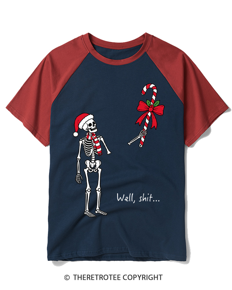 TheRetroTee Christmas Skeleton Vintage Raglan Baseball T-Shirt
