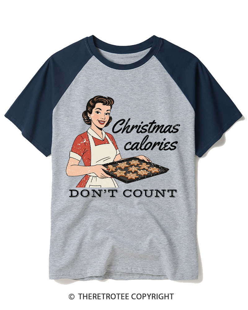 TheRetroTee Christmas Cookie Baking 1950s Raglan Baseball T-Shirt