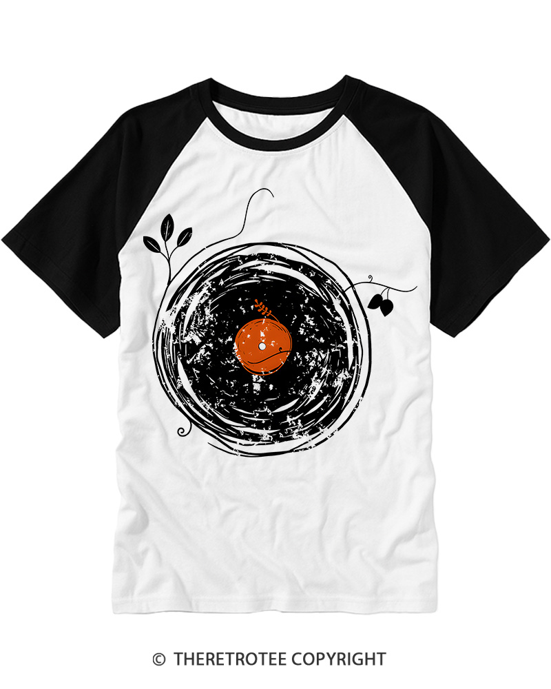 TheRetroTee Enchanting Vinyl Records 1975 Raglan Baseball T-Shirt