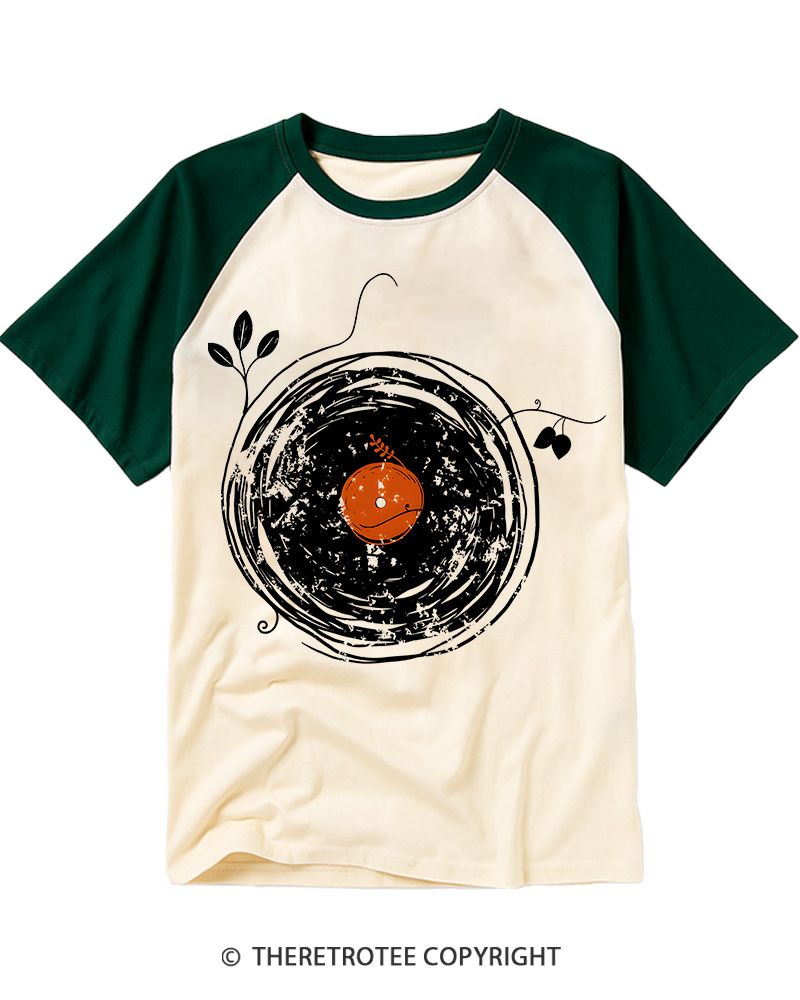 TheRetroTee Enchanting Vinyl Records 1975 Raglan Baseball T-Shirt