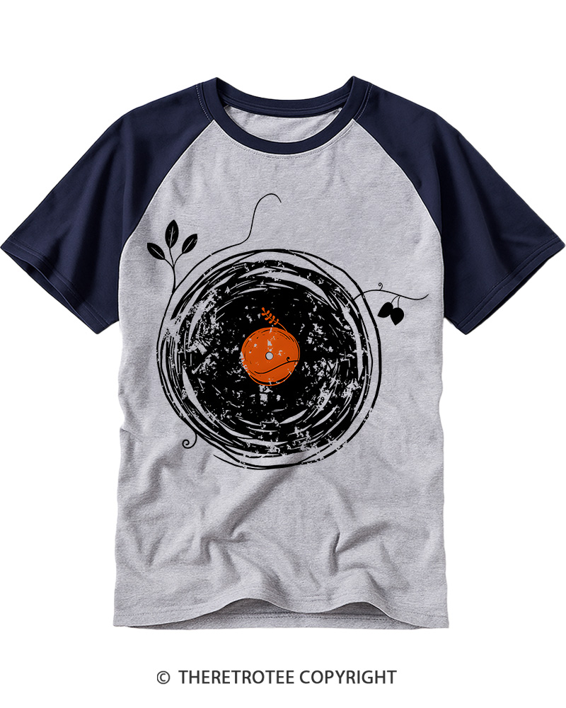 TheRetroTee Enchanting Vinyl Records 1975 Raglan Baseball T-Shirt