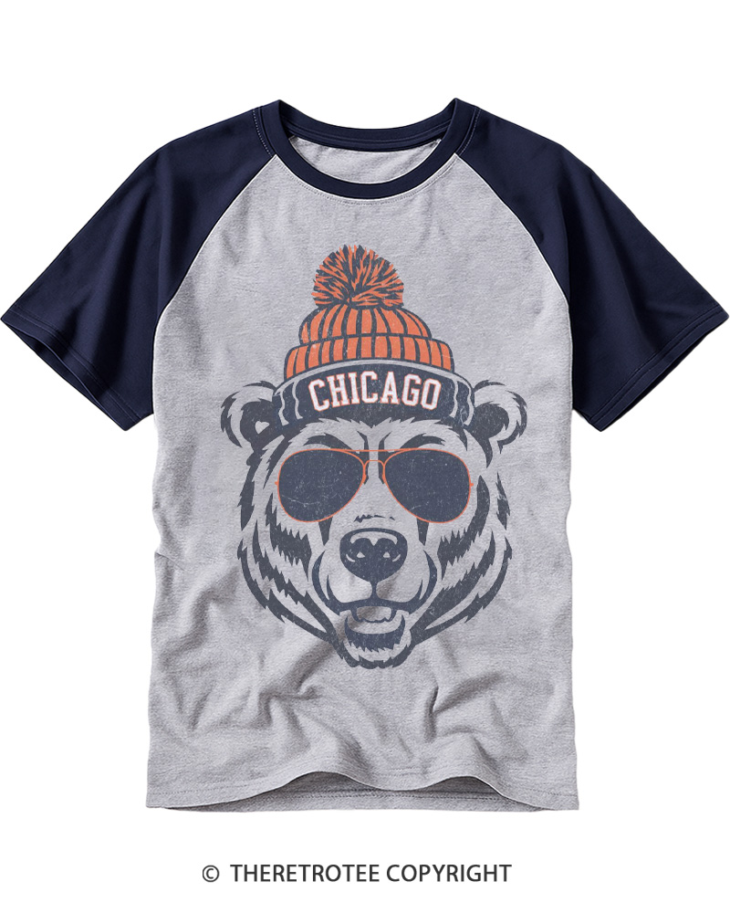 TheRetroTee Trendy Chicago Football Fan Raglan Baseball T-Shirt