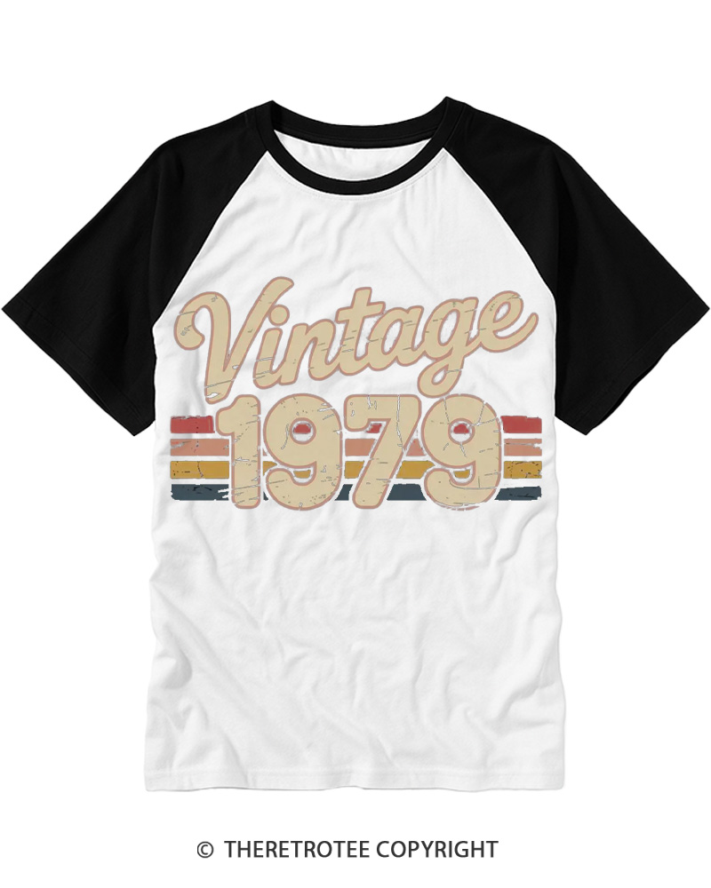 TheRetroTee 1979 Vintage Raglan Baseball T-Shirt