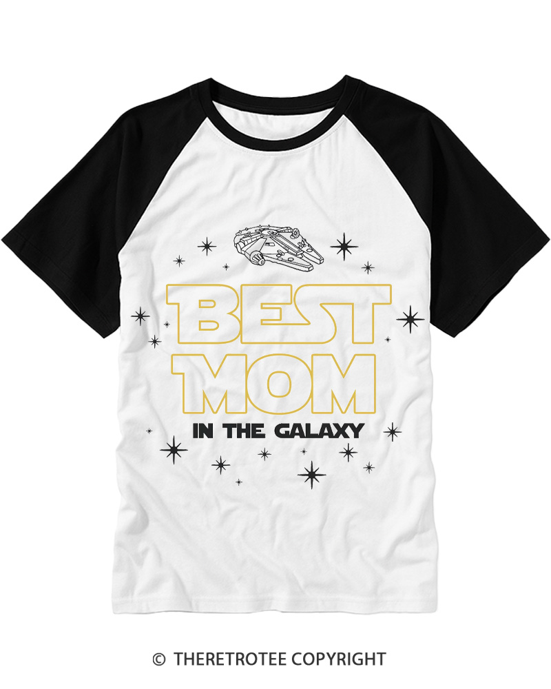 TheRetroTee Best Mom In The Galaxy 1980s Raglan Baseball T-Shirt